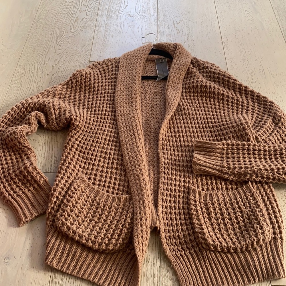 Pinkish/tan knitted cardigan